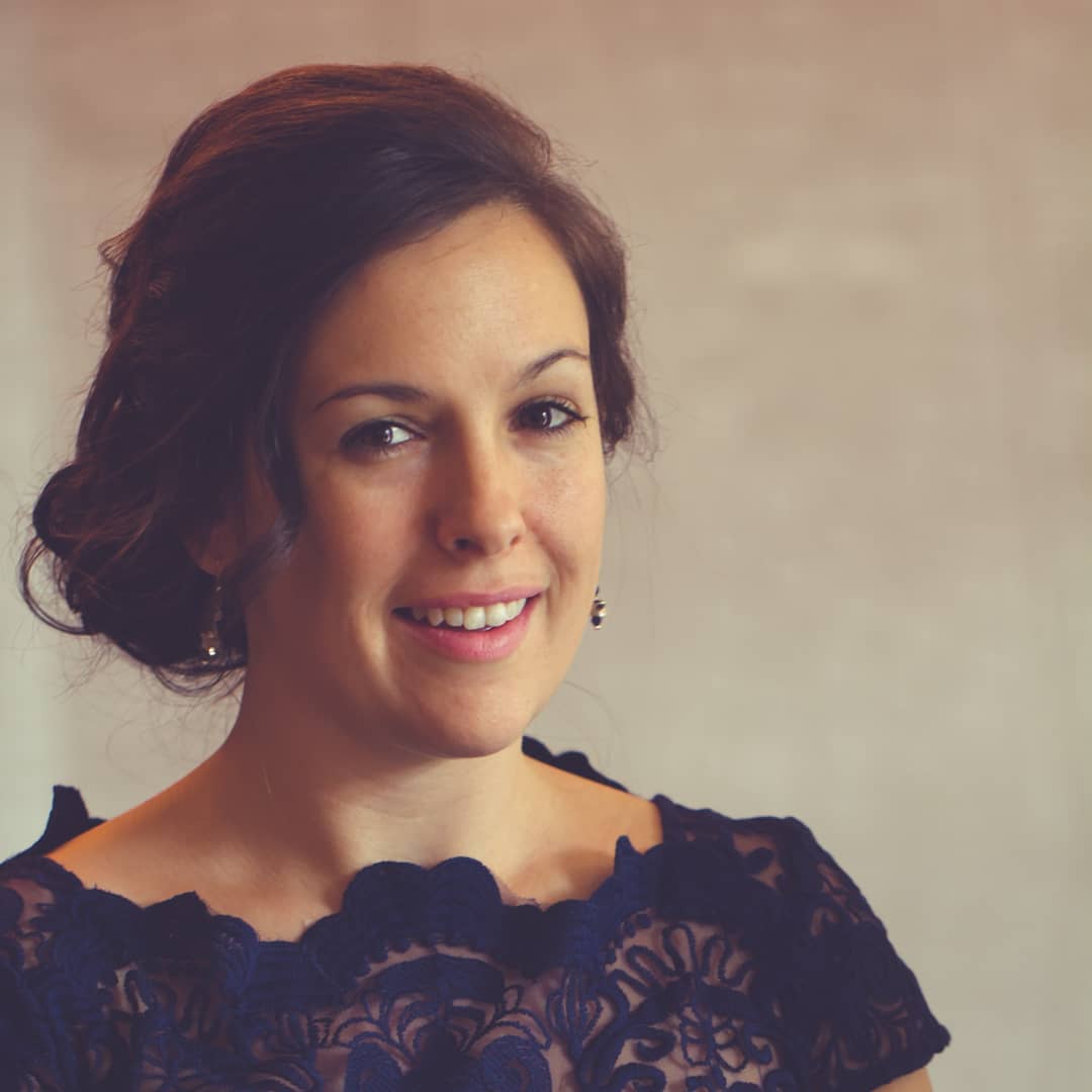 meesch_19's tweet photo. SO blessed to have many amazing+inspiring women in my life+be part of a church that embraces women in ministry, but today on IWD, I thought I'd highlight one of my bridesmaids+my mentor- two women I am deeply thankful for, who enrich me, inspire me+challenge me @BRWLTZ  #thankful https://t.co/CXQZ6gNRKu