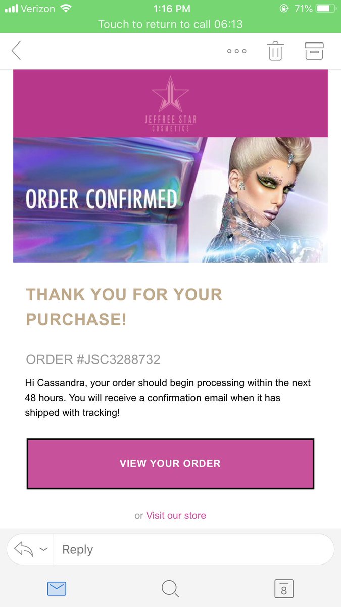 cassandra204's tweet photo. The mirror was sold out in literally a MINUTE GUYS but I got the #bloodsugar pallet, and luckily @beautylish had his mirrors so I bought 2. Pretty bummed because I didn’t get to get my free lipstick I would’ve if I got it on his page. I WAS ON HIS PAGE AT EXACTLY 1! @JeffreeStar https://t.co/bIM0SzP38u