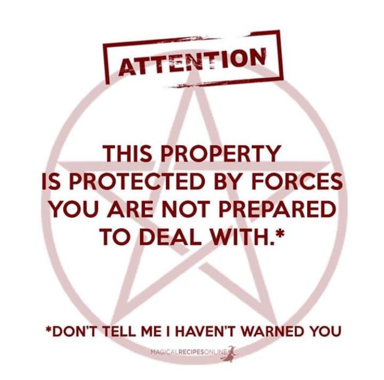 Dragon_Loch's tweet photo. Saw this and was like, “I know a few who should come with this warning sign” lol enjoy!! https://t.co/S4FtmjFpBL
