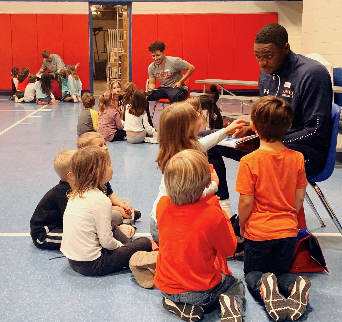 DBUBasketball's tweet photo. Thank you so much @DarnabyElem for letting us stop by &amp; read! We had a blast! https://t.co/qDp7azWQao
