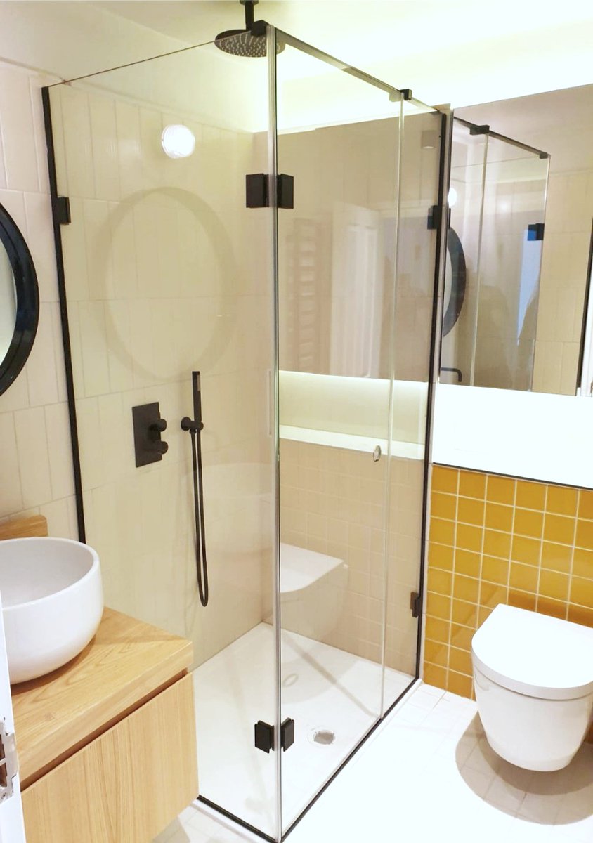 We've definitely noticed a rise in the popularity of our black metal components - just like the ones here in this recent #tslinstallation. #showerenclosure #blackshower