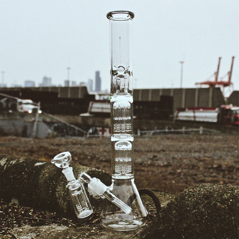 glassics_co's tweet photo. Four's Company | Looking For Function? | Quadruple Up On Tree Percs To Get The Most Diffusion Possible With Our 18" Double Tree Perc Beaker, 14mm Tree Perc Ashcatcher & Tree Perc Downstem
#glassics #treeperc #beakerbong
https://t.co/MGeuC7fFfV https://t.co/d04tkQwsw7