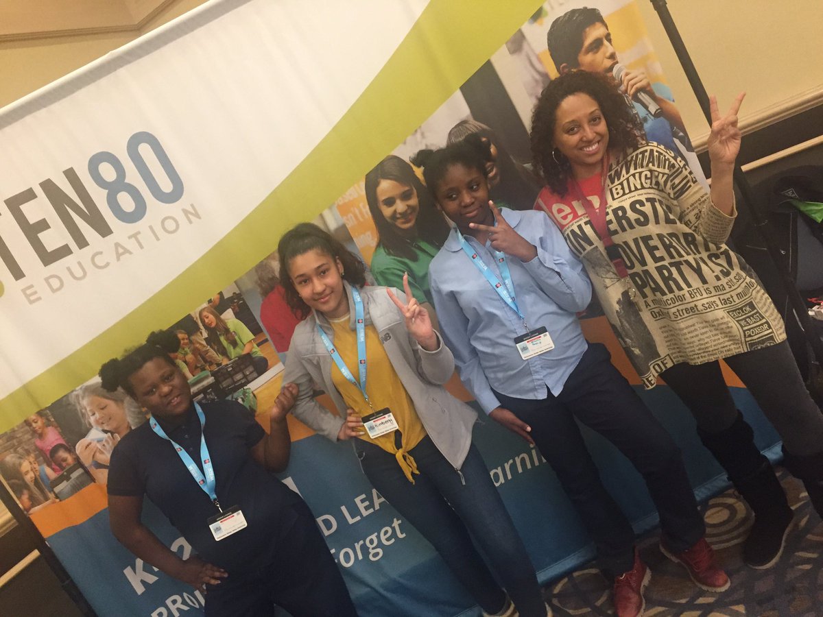 TaylorTeachr's tweet photo. World of wheels Earle Scholars are vehicle engineers #sema #Ten80 #Ten80Sema https://t.co/yfIVE3kPoO