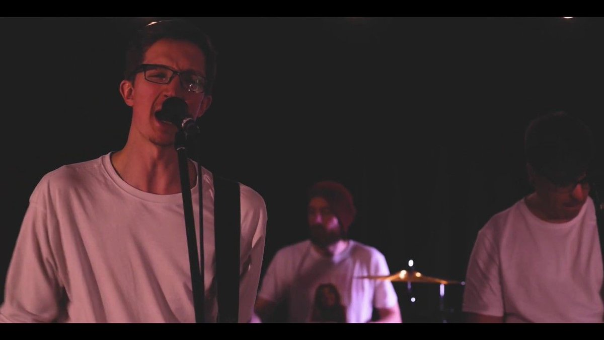 Do you guys want a new song?!?

Well tough if you don't.

Here's Messed Up Instead

Link:
buff.ly/2HkbOKC

🎥 Shutter Productions