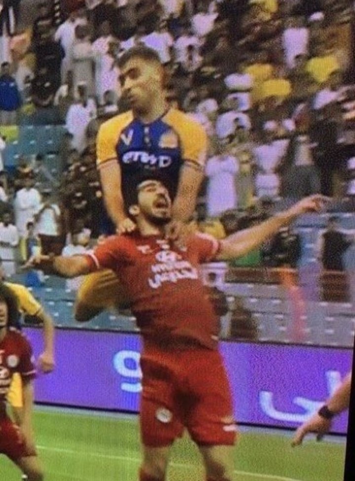 abo_119M's tweet photo. #الهلال 
#الهلال_الوحده 
#النصر_الاتفاق 
 مع السنين تعددت الأسباب والمستفيدواحد 
مشكلة بعض النصراويين يدعون تعرضهم لظلم تحكيمي طوال السنين وهم يمارسون ترهيب الحكام  وتتواطىء اللجان  معهم في الخفاء الآن على عينك ياتاجر،الجديد القديم عند جار السوء #الفقر الارتقاء على الخصم حلال 😉 https://t.co/CvAQNxesYG