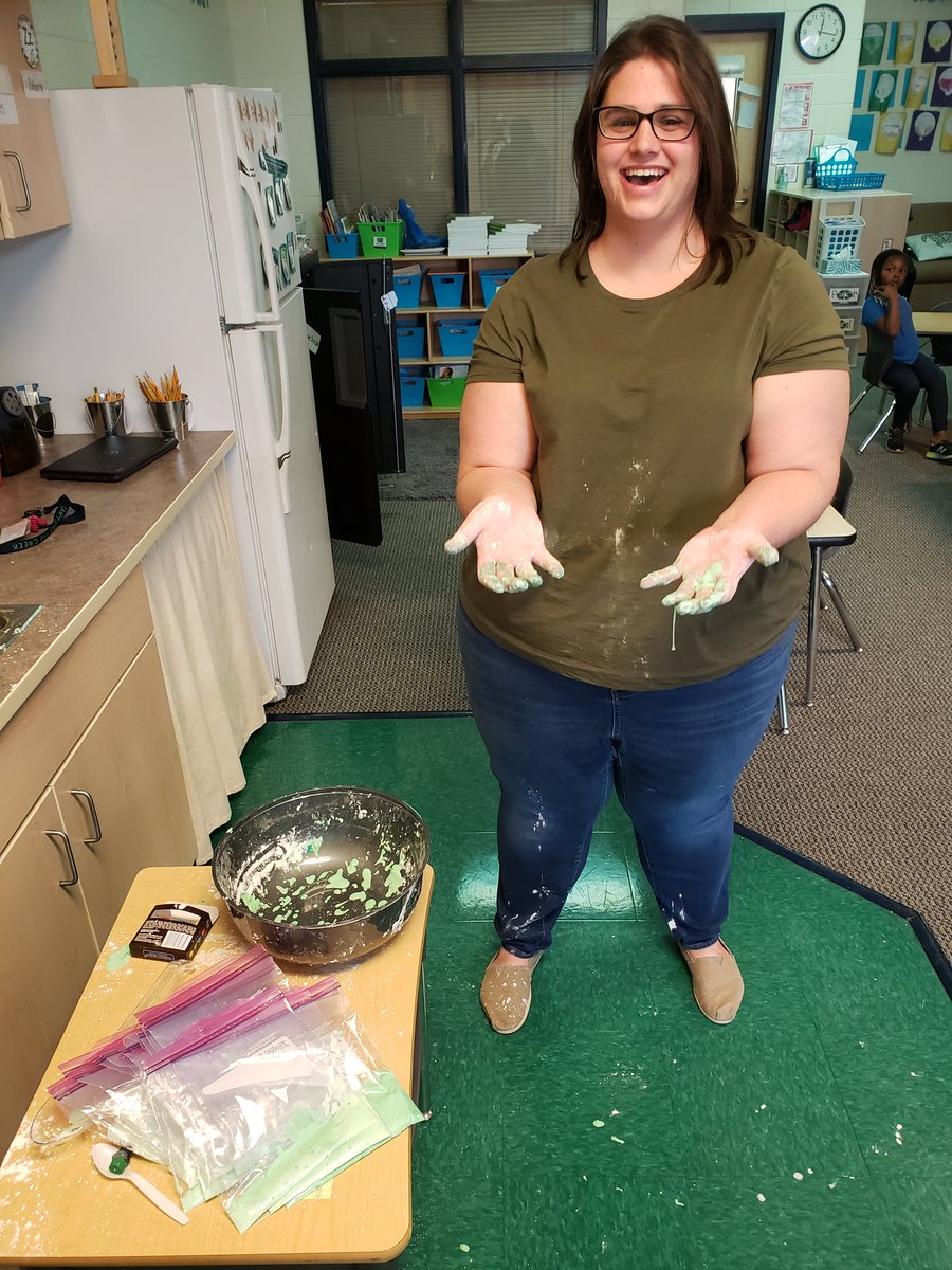 MrsMRYoung's tweet photo. So fun making oobleck today with these kindergarteners @MEDatBCE!! Thanks for inviting me to join in on the fun! #drseussweek #havefun #experiences #tlclife https://t.co/d5QLb7dAQx