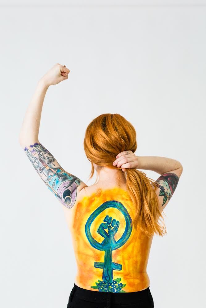 tintofink's tweet photo. Happy #iwd2019! @jennmarieartistry and @maddiemillsphoto launched Sharing Stories: Feminism Re/Presented. A collaboration to connect women through art, photography and their individual statements on Feminism.  Read about this amazing project: 
https://t.co/k67rPBzDHP https://t.co/GszN6OkJ3K