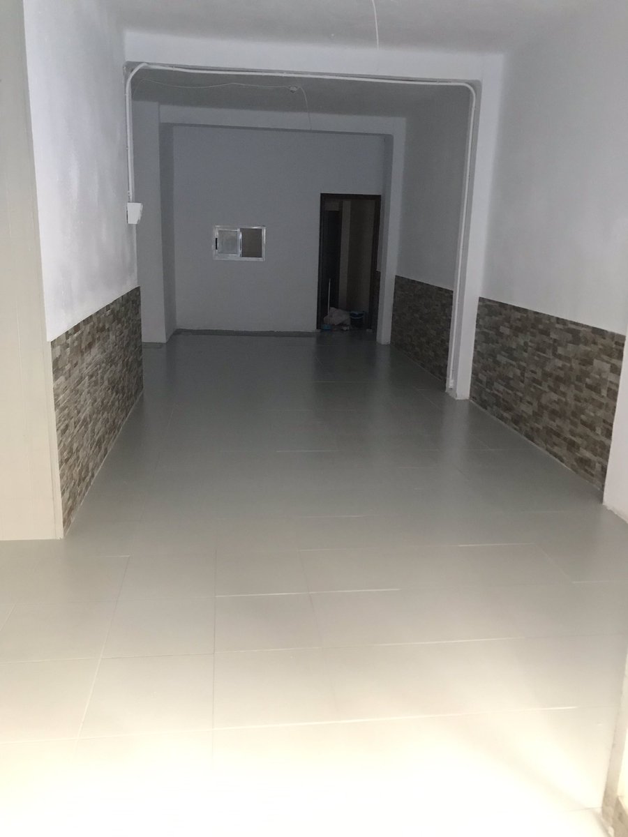 EmilianoSimkus's tweet photo. VALENCIA. Local REFORMADO. IDEAL INVERSOR 10% ANUAL. Zona Patraix. Es diáfano, cuenta con 85m2 totales, tiene 2 aseos, esta a pie de calle y tiene patio interno. Al lado de calle uruguay y carteros, trafico. Ideal inversor PRECIO €59.900. Más info y fotos por whatsapp 651027519. https://t.co/hVgIR5gTRy