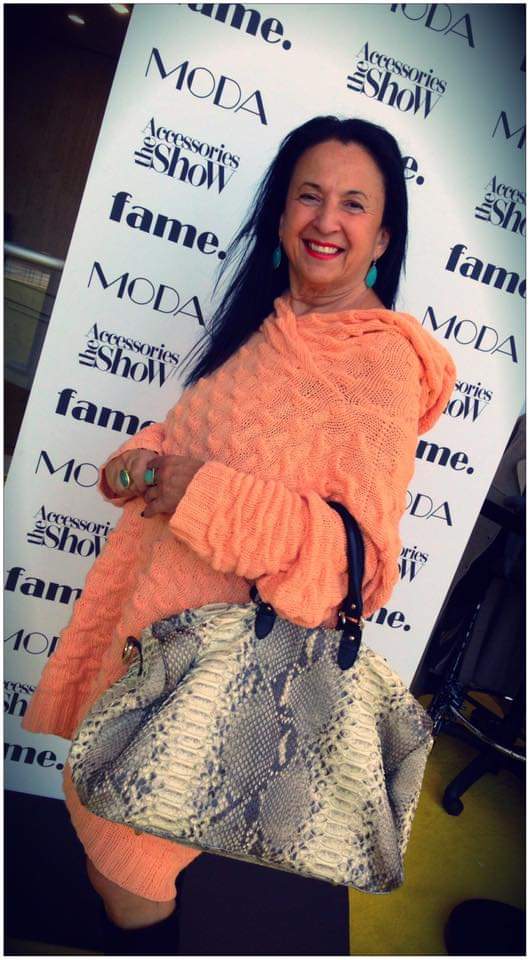 To all my honey bunnies 🐰
#happywomensday 🌷🌷🌷
Love you...stay strong, stay beautiful 💃
#BeUnique #BeSpecial #BeAdelaie