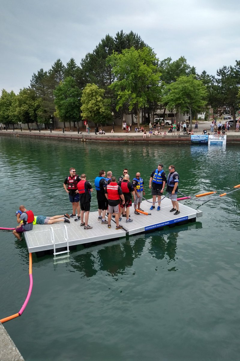 MDazeOSPS's tweet image. I remember this warm day in July. Sun shining &amp;amp; warm water 4 Battle on the Bay. How about we meet to reminisce. I think March 30 is a good day. We can all take the Polar plunge 2gether. Are U brave in all 4 seasons? @OwenSoundPolice R. @OSFitness24 @GoodLifeFitness Built by Bass