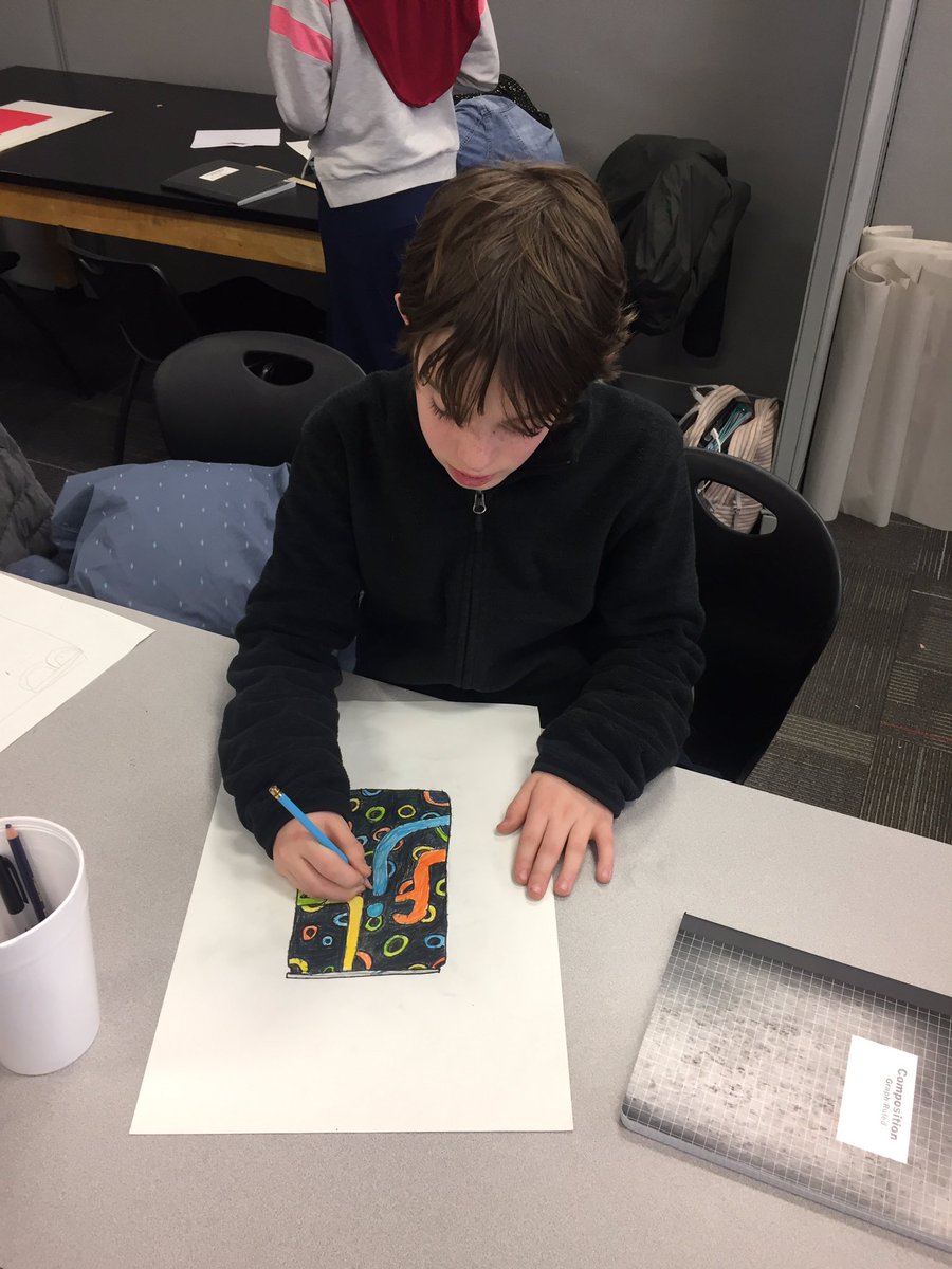 MetroECMS's tweet photo. @MetroECMS 6th grade students use colored pencils for their artwork. @MetroECMS @MetroInTech https://t.co/PgJV99vMIY