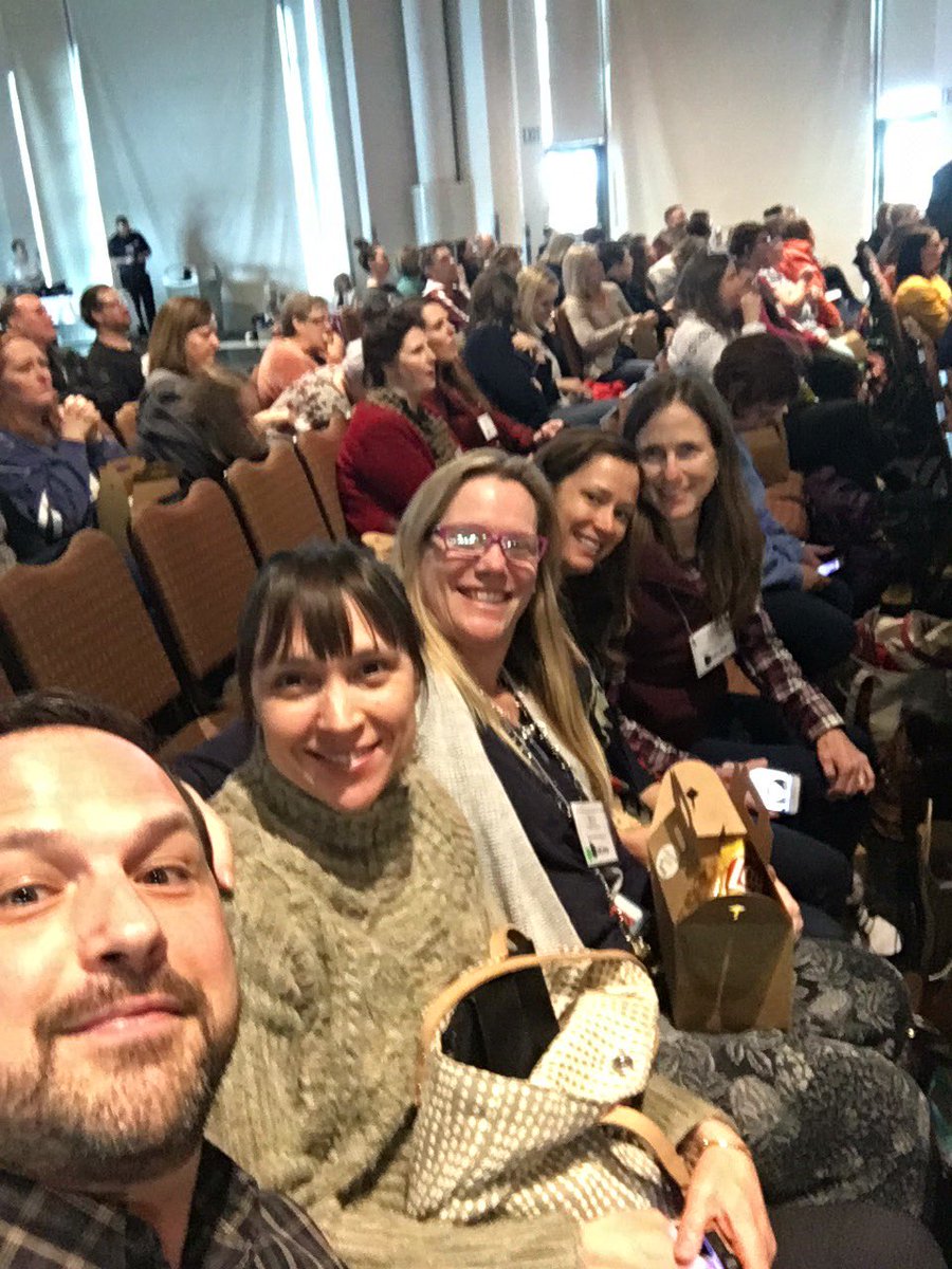 backmanlibrary2's tweet photo. Library Teachers learning. #UELMA19 #SLCSDSuperheroes https://t.co/h9BZoN4itn