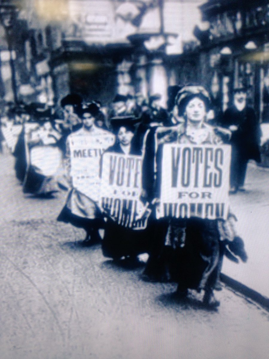 StSilasY2's tweet image. Important day today! No good talking about it, do something about it! Deeds Not Words!  

We need everyone to be a feminist. Feminism is the fight for the equality of sexes, not for the domination of one sex over another.

#InternationalWomensDay
#CroxtethAspires #deedsnotwords