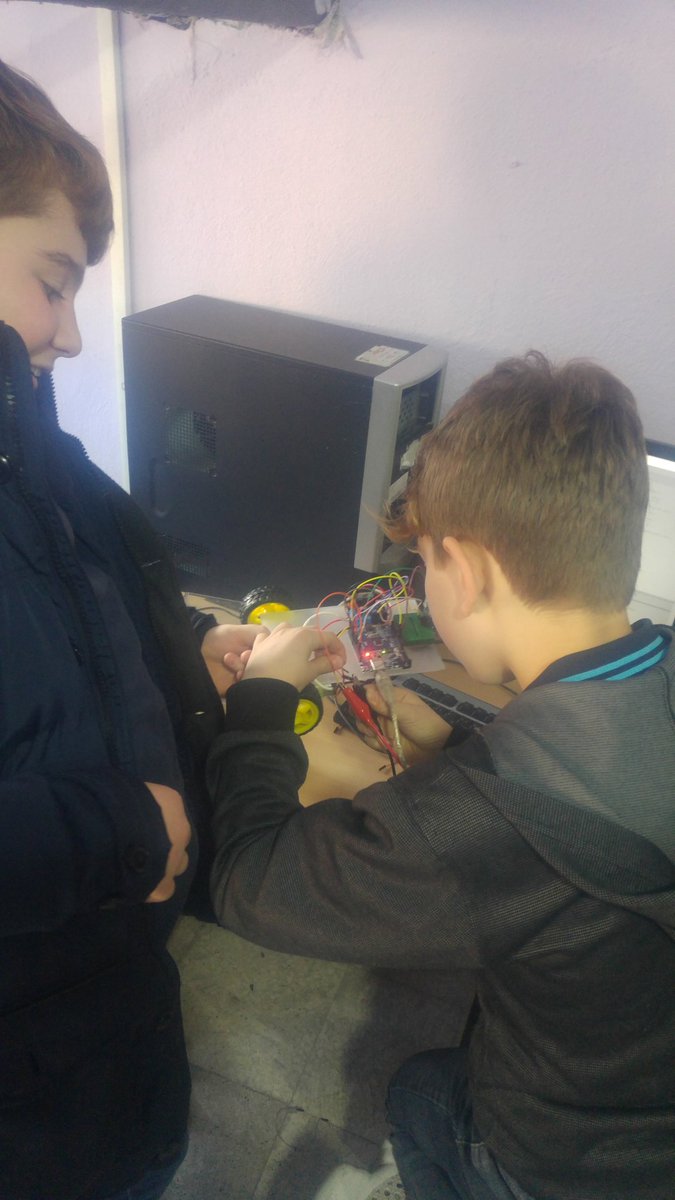 mehmetakifersy_'s tweet image. #STEMORDUSU 
#kodlama
#arduiono
#mblock