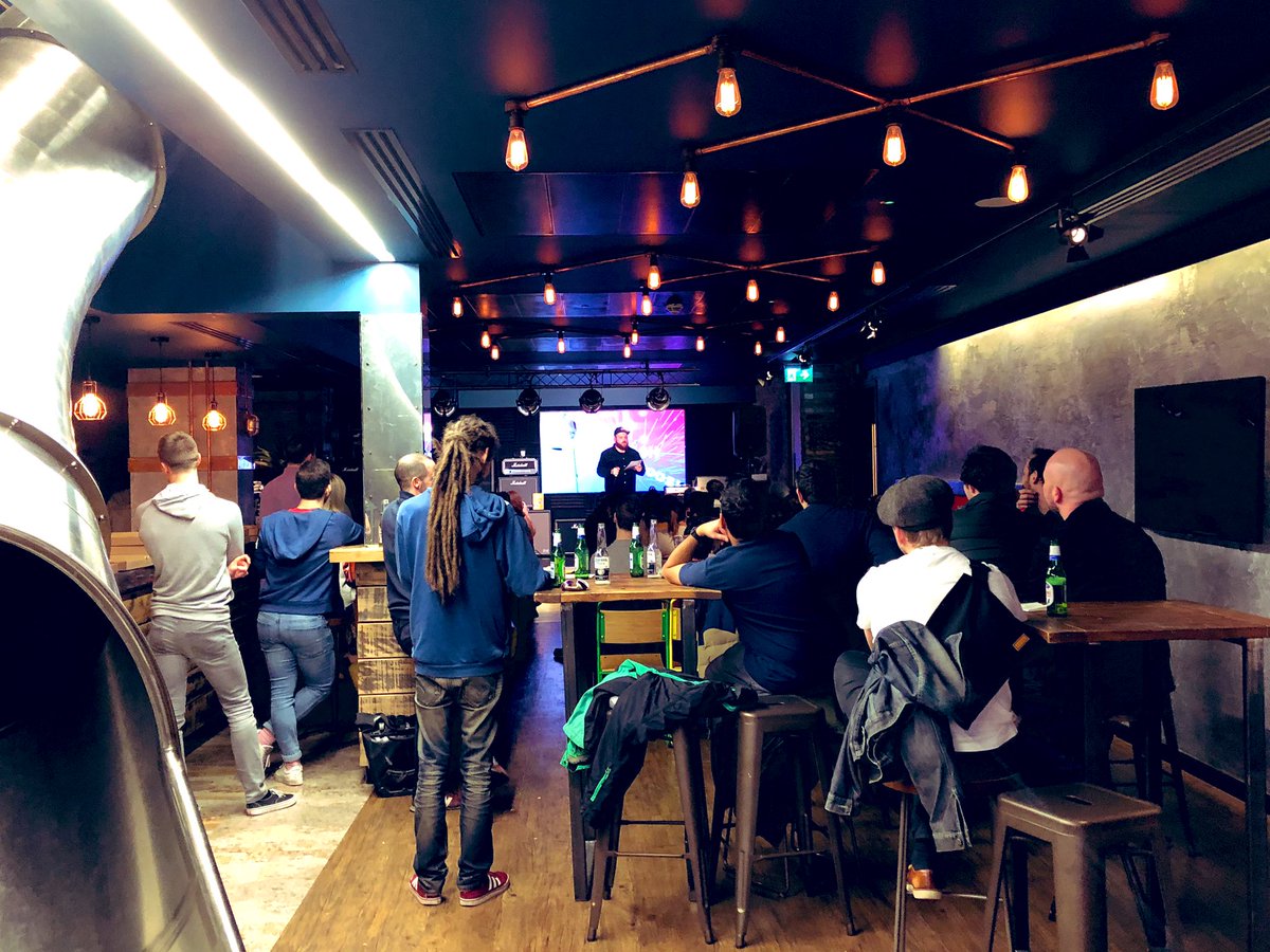 kadikraman's tweet image. Kicking off the new and improved JavaScript comedy night Smoosh (the artist formerly known as #componentDidSmoosh) with @jevakallio #smoosh