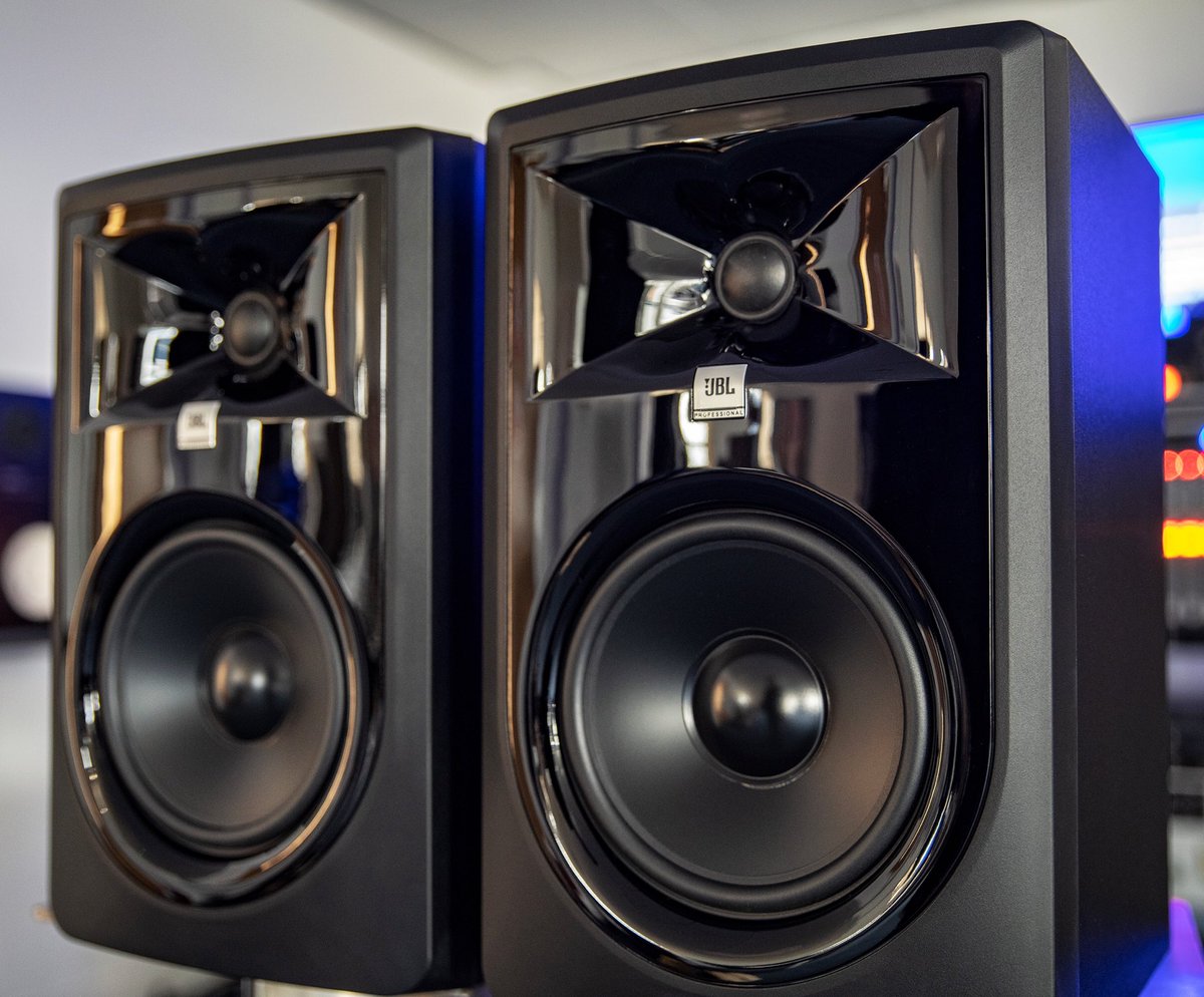 jbl lsr306p