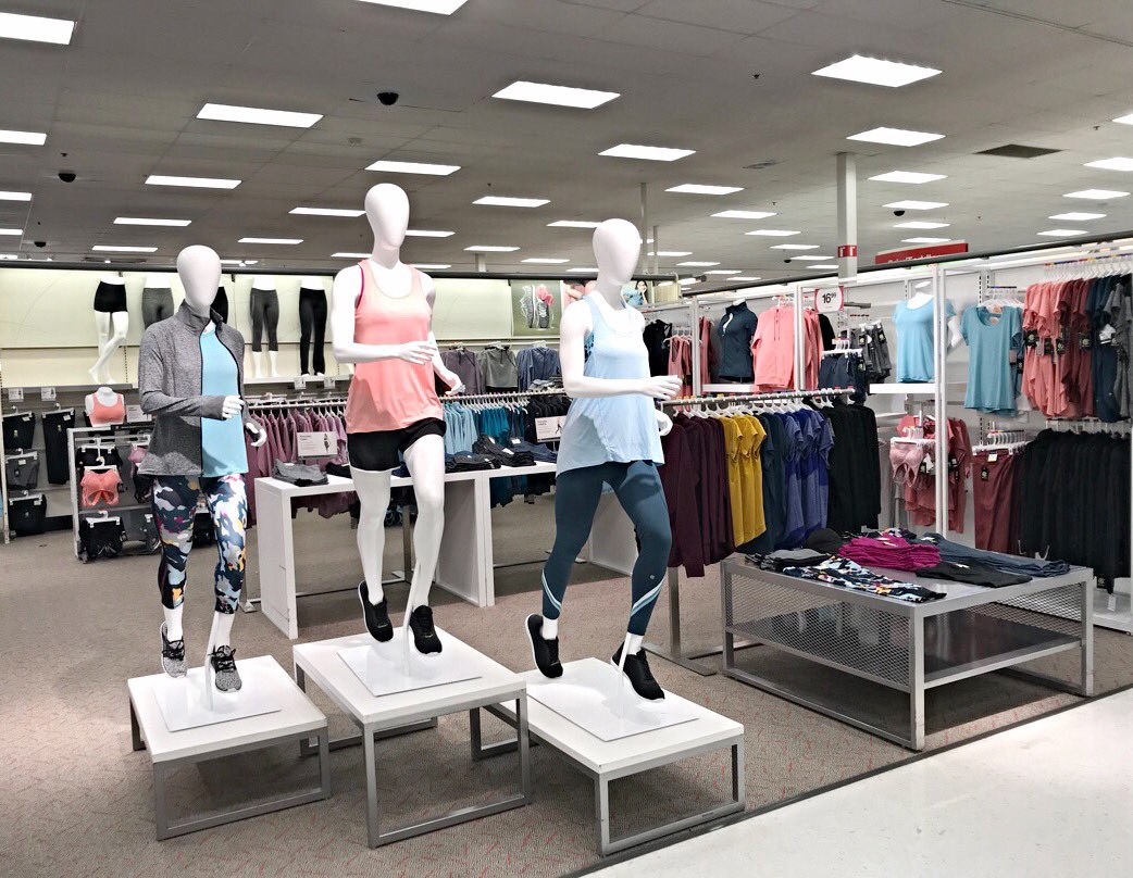 shaheedAtTarget's tweet image. Stop into Target Oxford Valley, and check our newly refreshed Women’s Performance shop in a new location behind our new Sleepwear &amp;amp; Intimates Location. We’re offering $16.99 shorts for running, and $24.99 Capri Pants. we also have Yoga Pants in your fav Fit on our backwall. 💪🏽