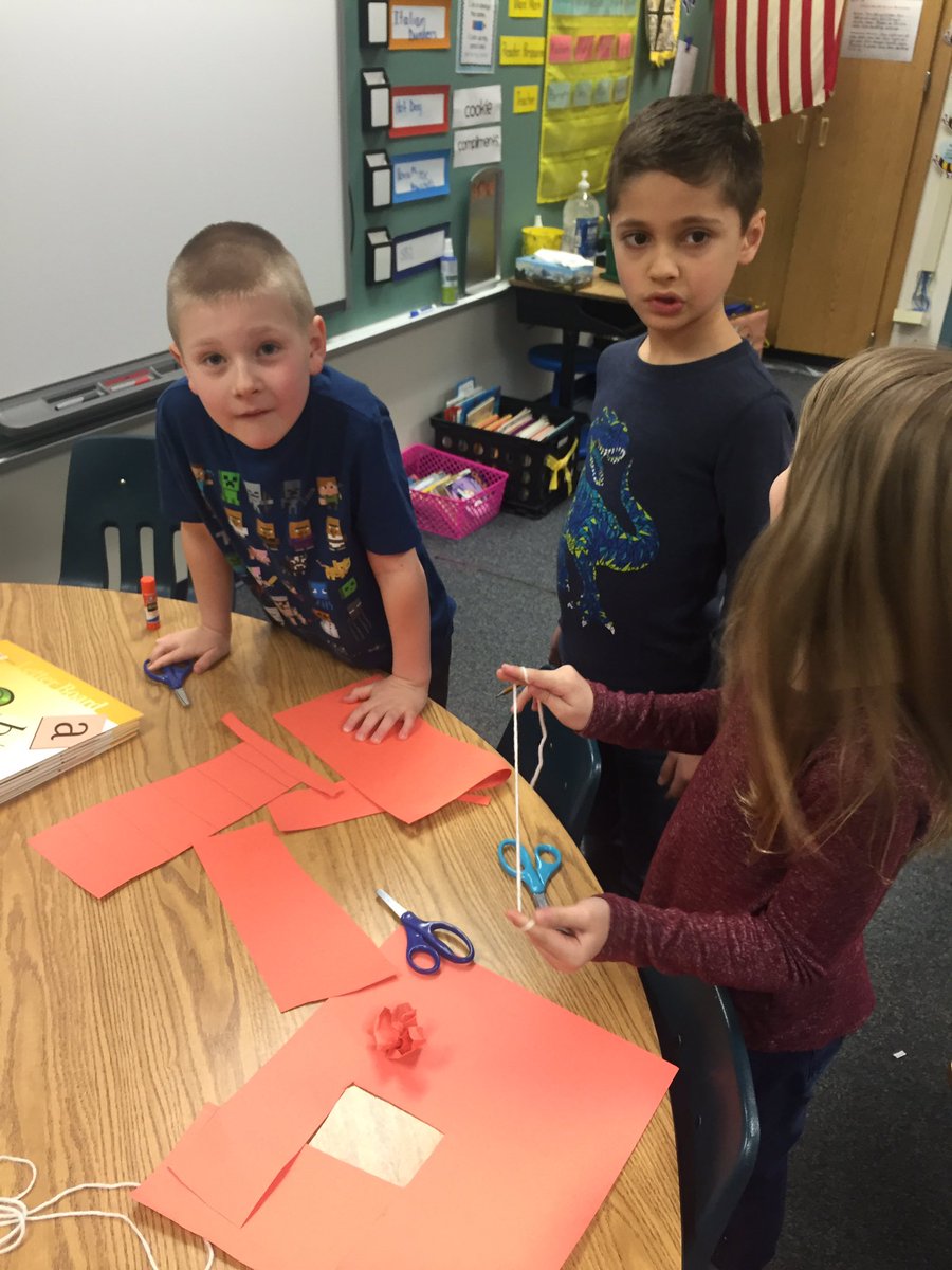 BowenHanson's tweet photo. STEM activity creating a Cat in the Hat hat to end our Dr. Seuss week🌟. Creative minds at work!  #bowensbusybees @BmeCmsd https://t.co/ncOdYoDccG