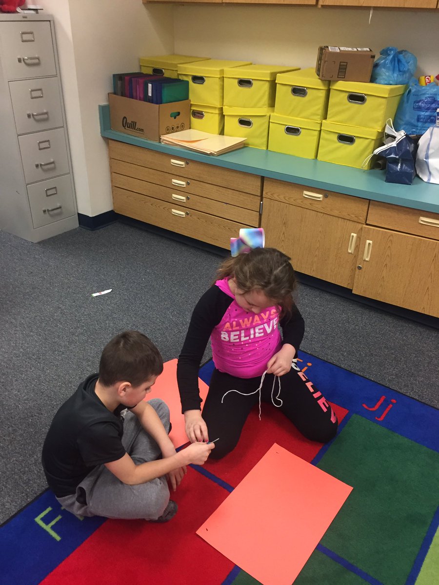 BowenHanson's tweet photo. STEM activity creating a Cat in the Hat hat to end our Dr. Seuss week🌟. Creative minds at work!  #bowensbusybees @BmeCmsd https://t.co/ncOdYoDccG