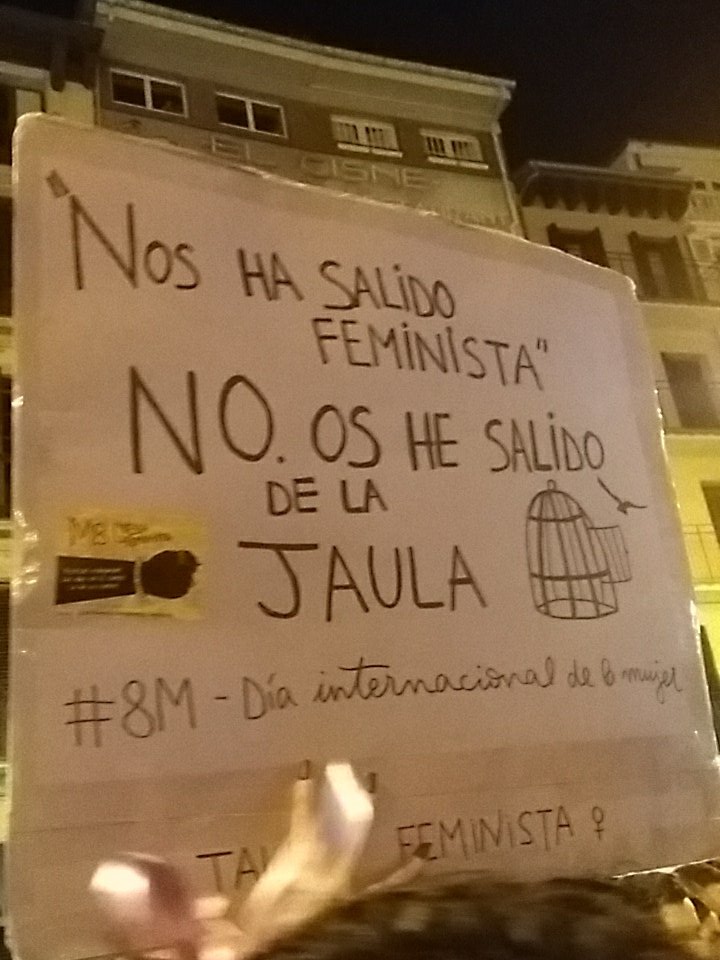 SF_FEMINISTA's tweet photo. Iruñea feminista!!!! #Martxoak8 #ezgaituzuegeldituko #sorgina #Iruñea #WomensDay #Feminismo https://t.co/Vy4quZAMj4