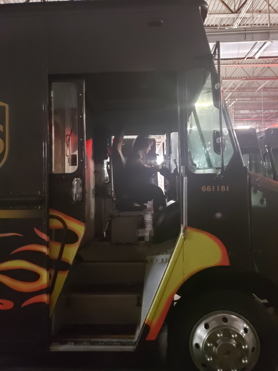 Wishing this beautiful lady a HAPPY RETIREMENT!