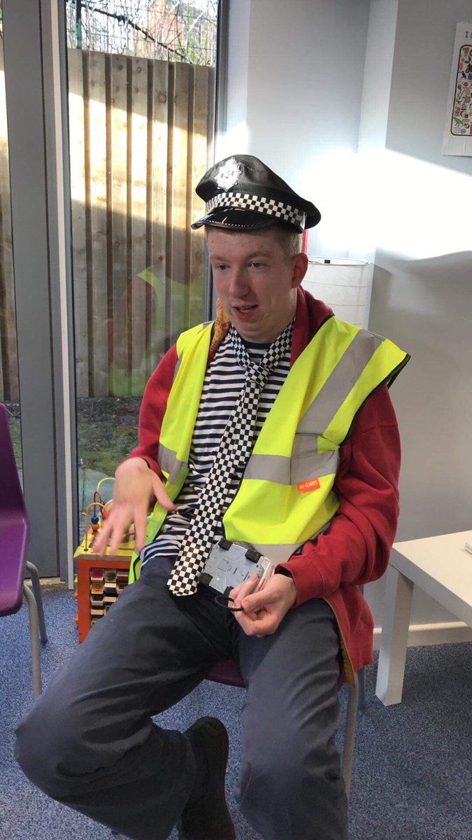 Our current Topic at FHL is “real life hero’s”. At the moment we’re focusing on Police Officers! Next week we have a planned visit to a Police Station for our VIPs to learn how they help us in the Community! Here’s our VIPs in action in a Role play session👨‍✈️👩‍✈️