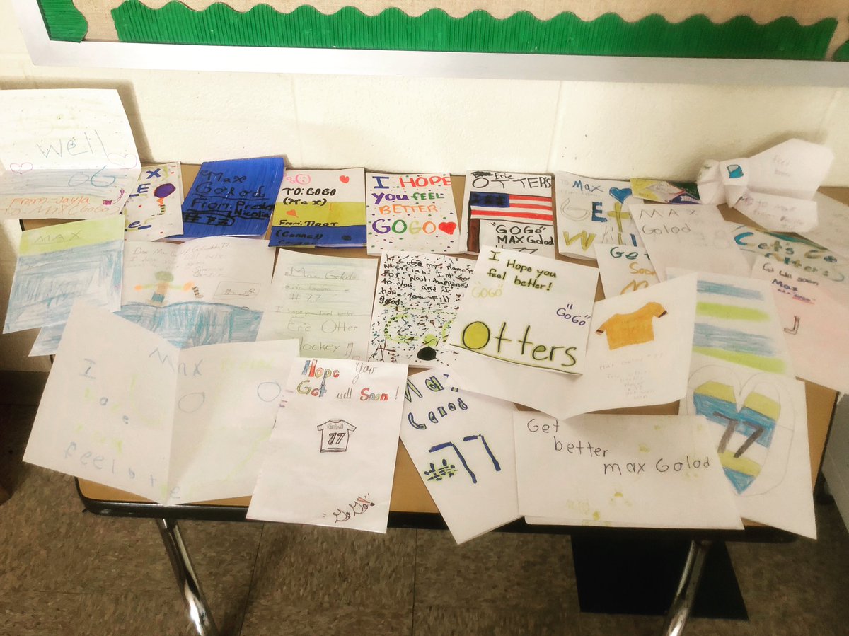 cschultz05's tweet photo. 4th grade students at JoAnna Connell made cards today for @ErieOtters player who is currently in the hospital!!! #FeelBetter https://t.co/sXVknOyxaK