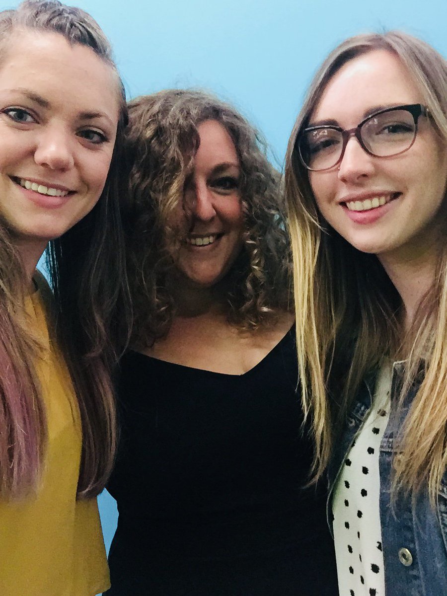 doermakerash's tweet photo. Hopping in on the #FridayFeeling photo thread, @oracleutilities @katinwolf1 @Kevin_ODonovan - a few of my personal favorite photos are of our team putting in the behind the scenes work in the #utilities industry. #goodvibes https://t.co/I6IkottACF