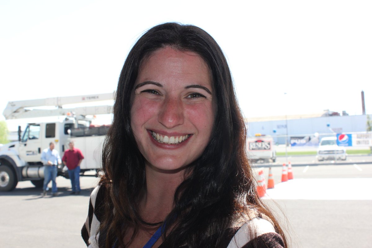 franklinpud's tweet image. We have amazing women working at Franklin PUD! They fill positions such as Assistant General Manager, Relay Foreman, Electrical Engineer, Accounting Manager, Customer Service Representative, just to name a few. Happy International Women's Day! #InternationalWomensDay