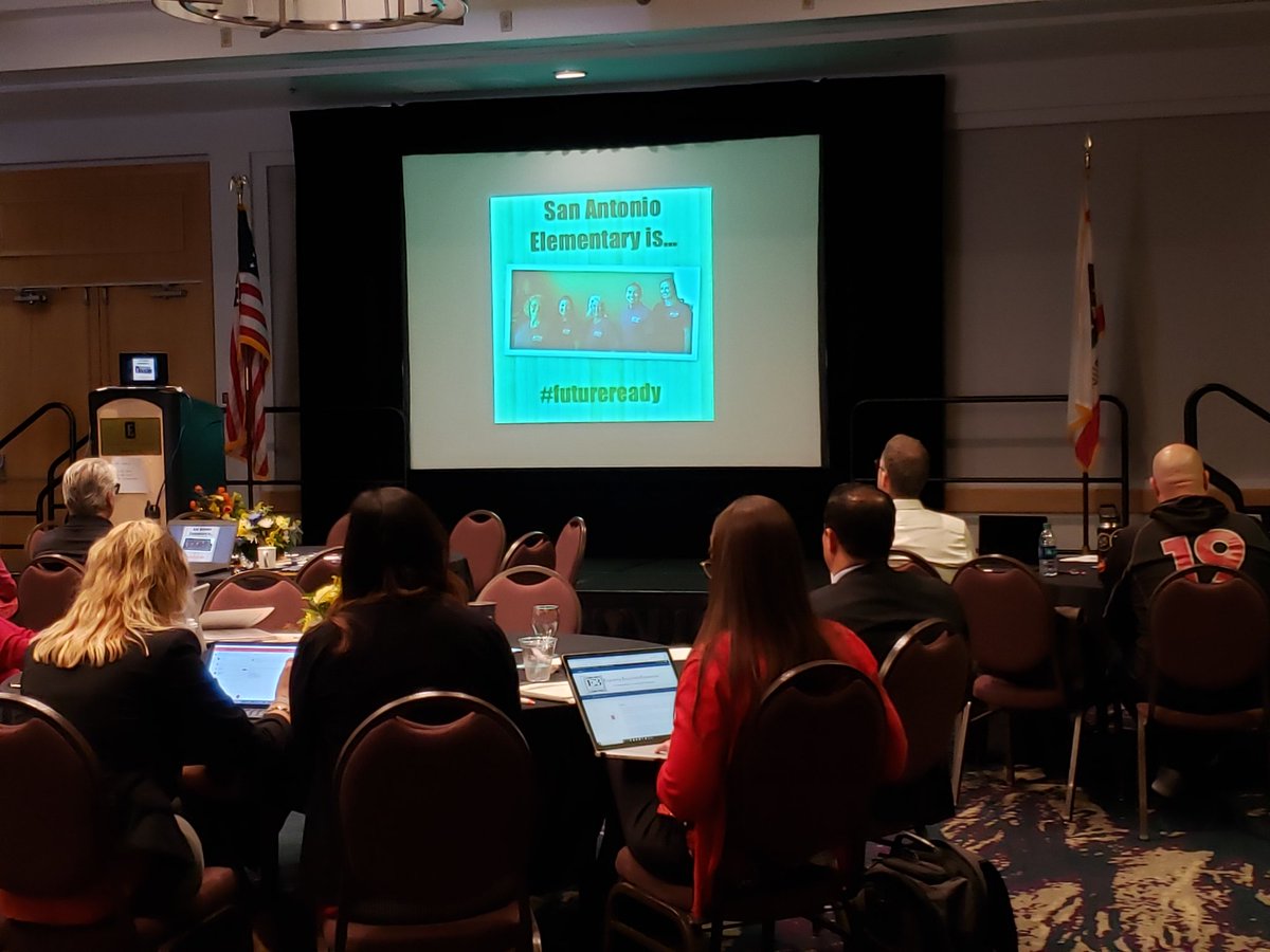 Holly_Edds's tweet photo. Here at #acsamidstate @pgilders is sharing her work w #FutureReady & the FRS gears #CUE19 @jcorippo @ValVerdeSupt @thomascmurray #ACSA while she is also working on her Chief Innovation Officer certification w #EIAK12 in Sacramento! @iSchoolTravis @timwtech #multitasking https://t.co/ZFIJBx16yO