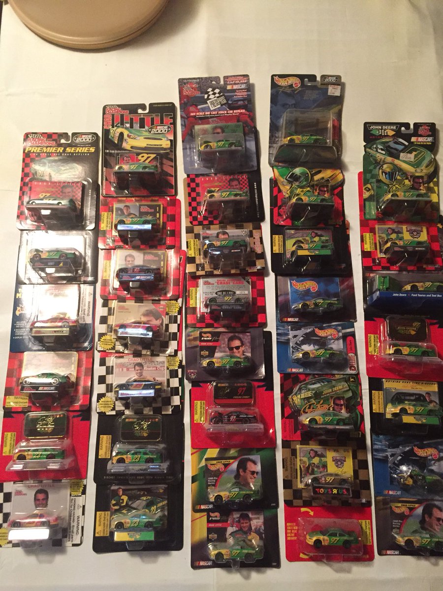 theJoeySparano's tweet photo. Hey @jesselittle97 opened the first of about 20 boxes today. Have you seen all these before? #superfan #chadlittle https://t.co/bUEw4l7Ud2