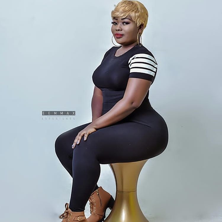 dkbghana's tweet photo. ABOWA!.... Anyway happy women's day wai @odarkors_makeover π π
#CelebrateGhanaWomen
#GirlfriendSnatcher
#KillerLover
#Y7Prime2019 https://t.co/f8ZYkfNZ3a