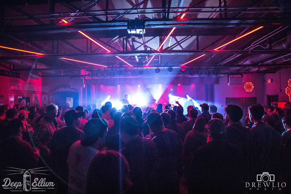 AqueousBand's tweet photo. Wow, Dallas! Thank you! #Texas has been good to us.
Tour with @BigSomething rolls on tonight in #Houston at @LastConcertCafe. AQ 9pm, BS 11pm
Photo: @drewliophoto https://t.co/QuG494f7hR