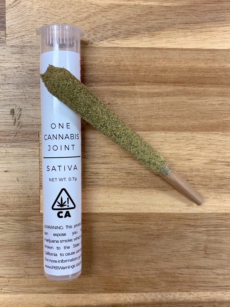 getgoodtree's tweet photo. Wyd after smoking these Good Tree joints? https://t.co/AhTZeOf96p