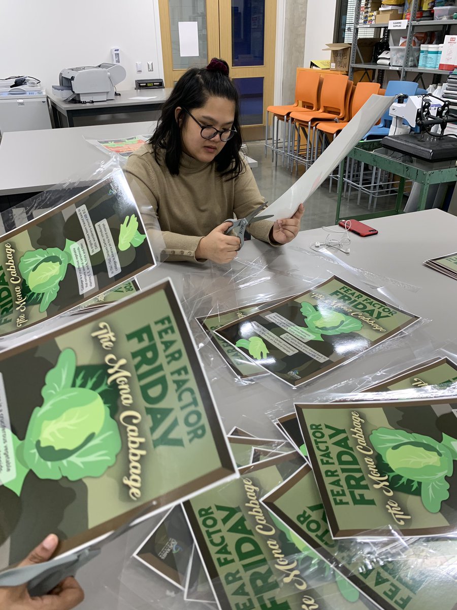 MATA_Design's tweet photo. Cooking up something good for @LCPSCafe! 🥬 🖼 🦁 https://t.co/e1hptce3P3