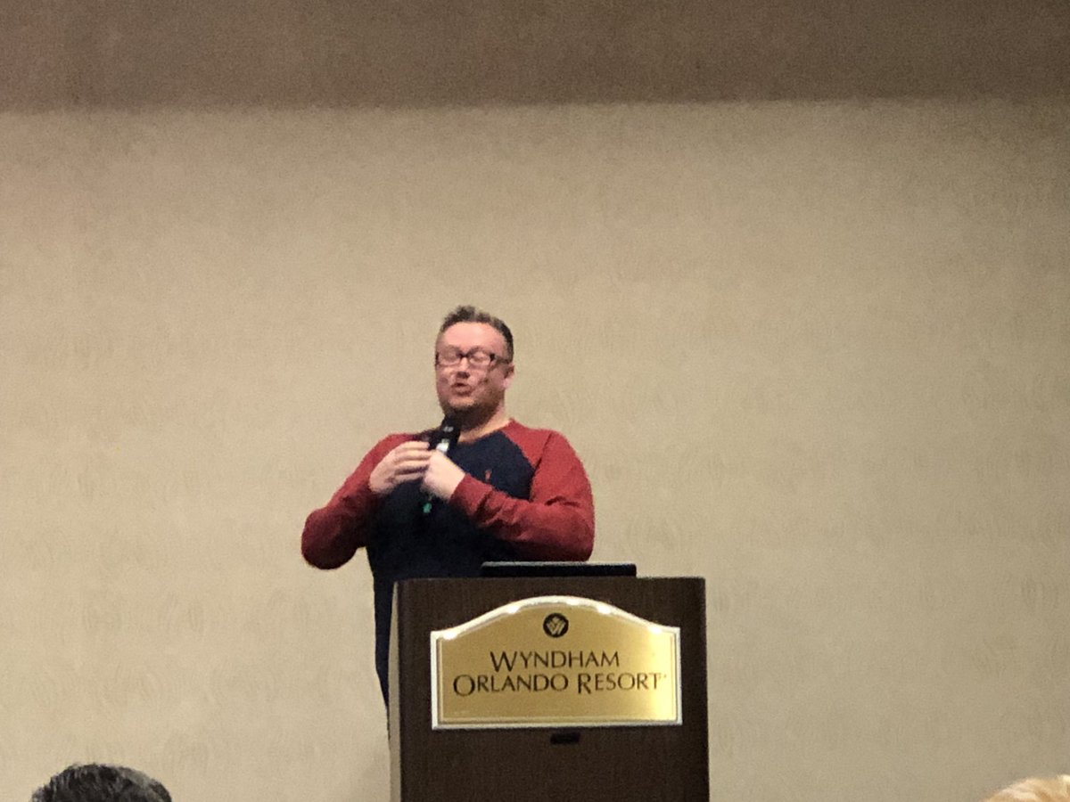 karenyankovich's tweet image. Thanks Mike from @membershipguys for some membership site inspiration at #pme19!  “Market like a farmer not a hunter”