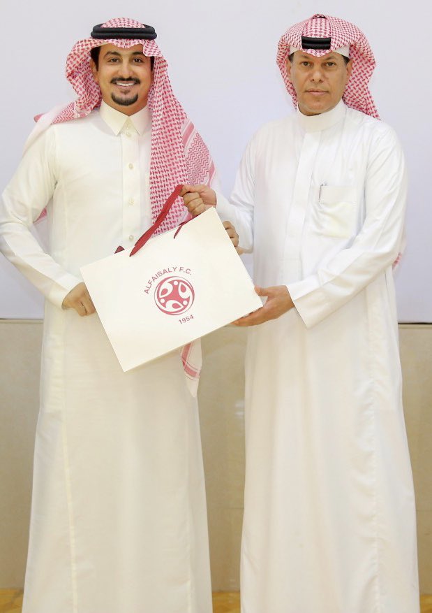 النادي الفيصلي السعودي On Twitter عضو شرف النادي الدكتور مساعد الجبيري يقدم دعما ماليا للنادي Aljubairi55 الفيصلي