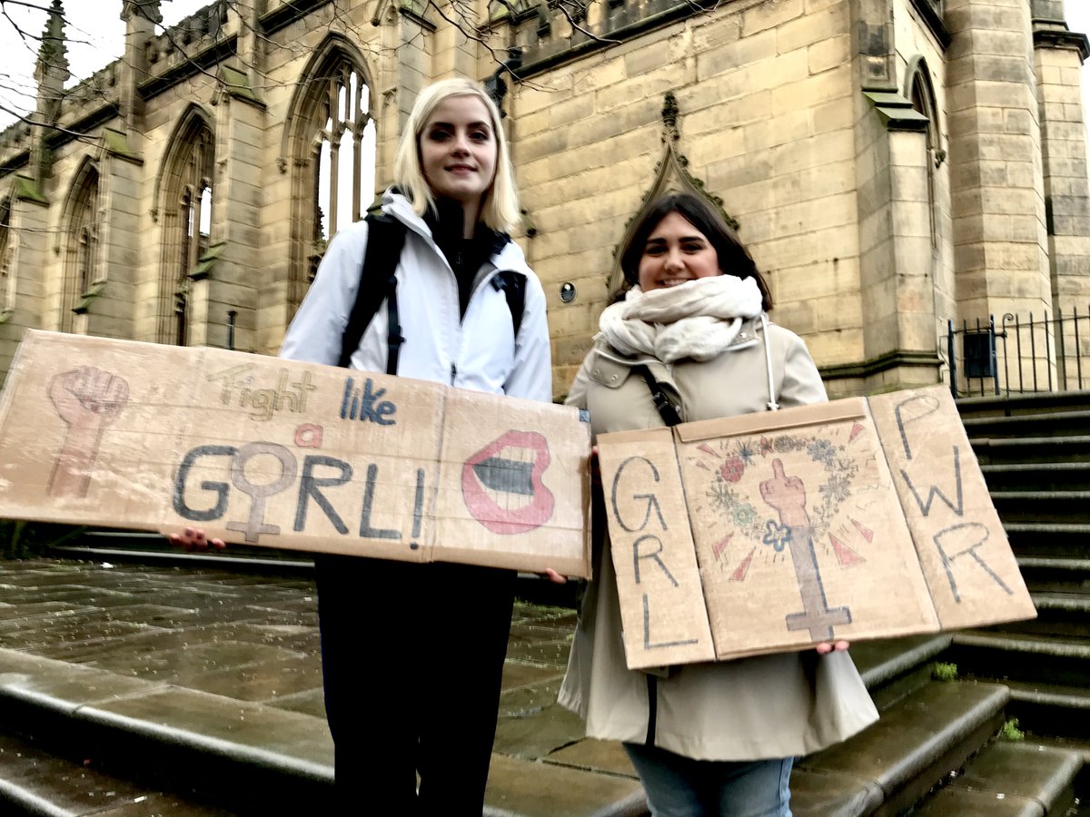 nervemagazineuk's tweet photo. @LWHstays @WASPI_Campaign A banner and more placards
@ixxmcmxl
#Lpool
#LpoolmarchIWD
#IWD2019
#Liverpool
#InternationalWomensDay https://t.co/XYcvzHVn56