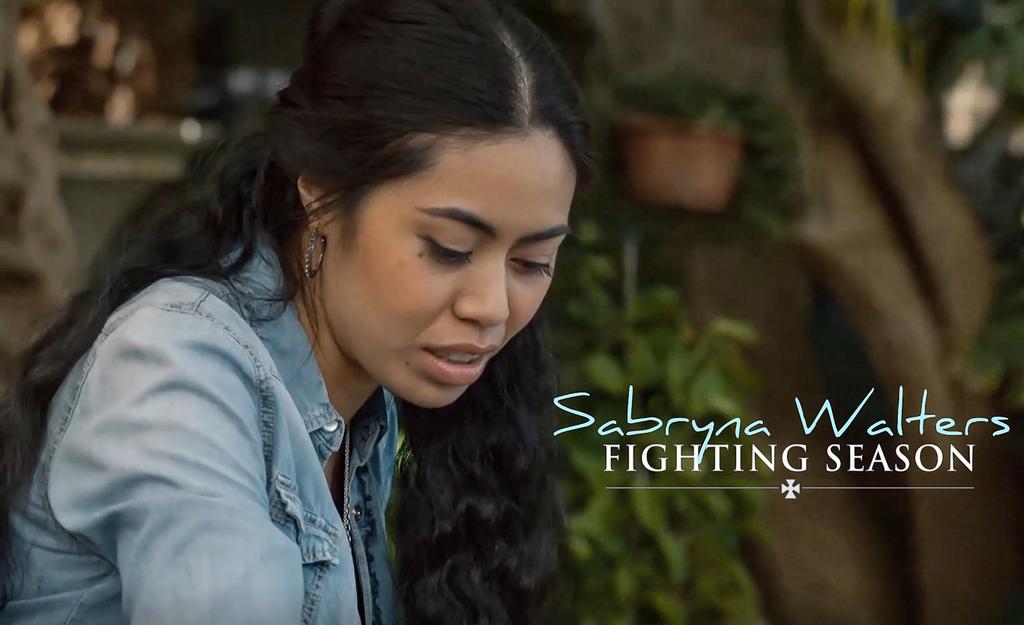 On #internationalwomensday we pay tribute with #Fightingseason female characters to the incredibly strong real army women: soldiers, mothers, wives, daughters 💖  #respect (pics of <a href="/issy_4fun/">Issy 🍀</a>)