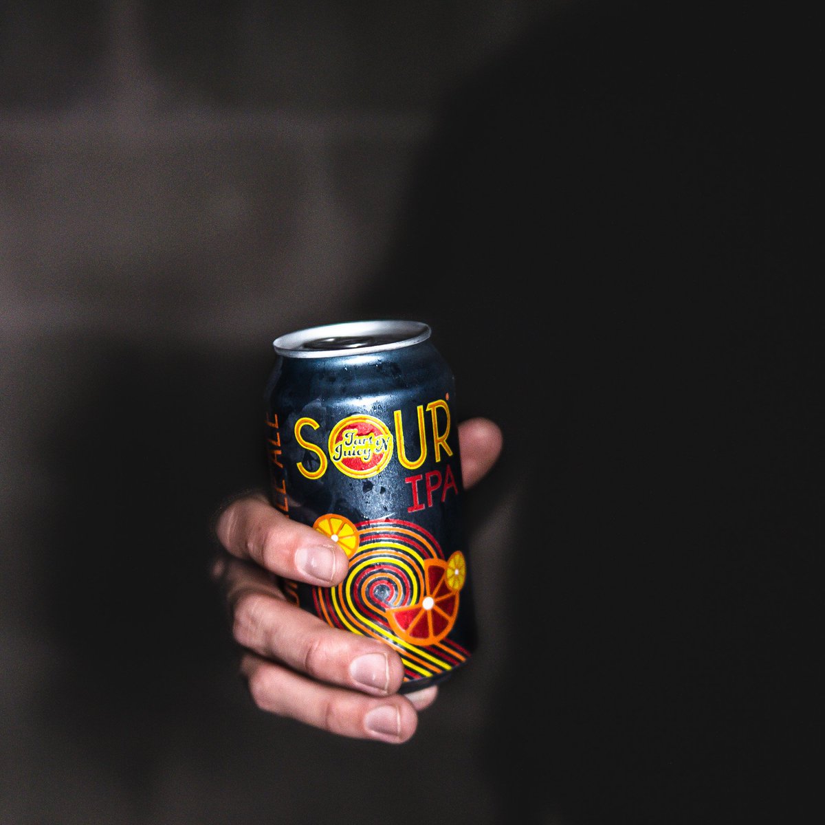 brewtheory's tweet image. #SoftOpen game: Strong. 
16 taps, select bottles &amp;amp; cans, brand new merch 💪
TODAY, 4-10PM!