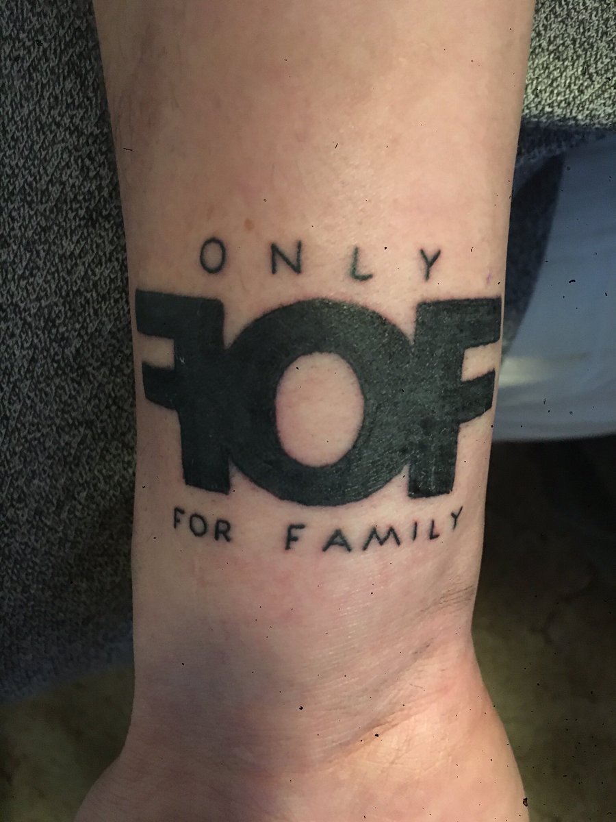 ssmith5308's tweet photo. Happy Birthday @iAmTooCold Aka the real ππππ Hope you have a good one. #OnlyForFamily #OFF #OFFForLife. Canβt wait for new music man. ππππππ₯Ά https://t.co/vEbfmIBIOn