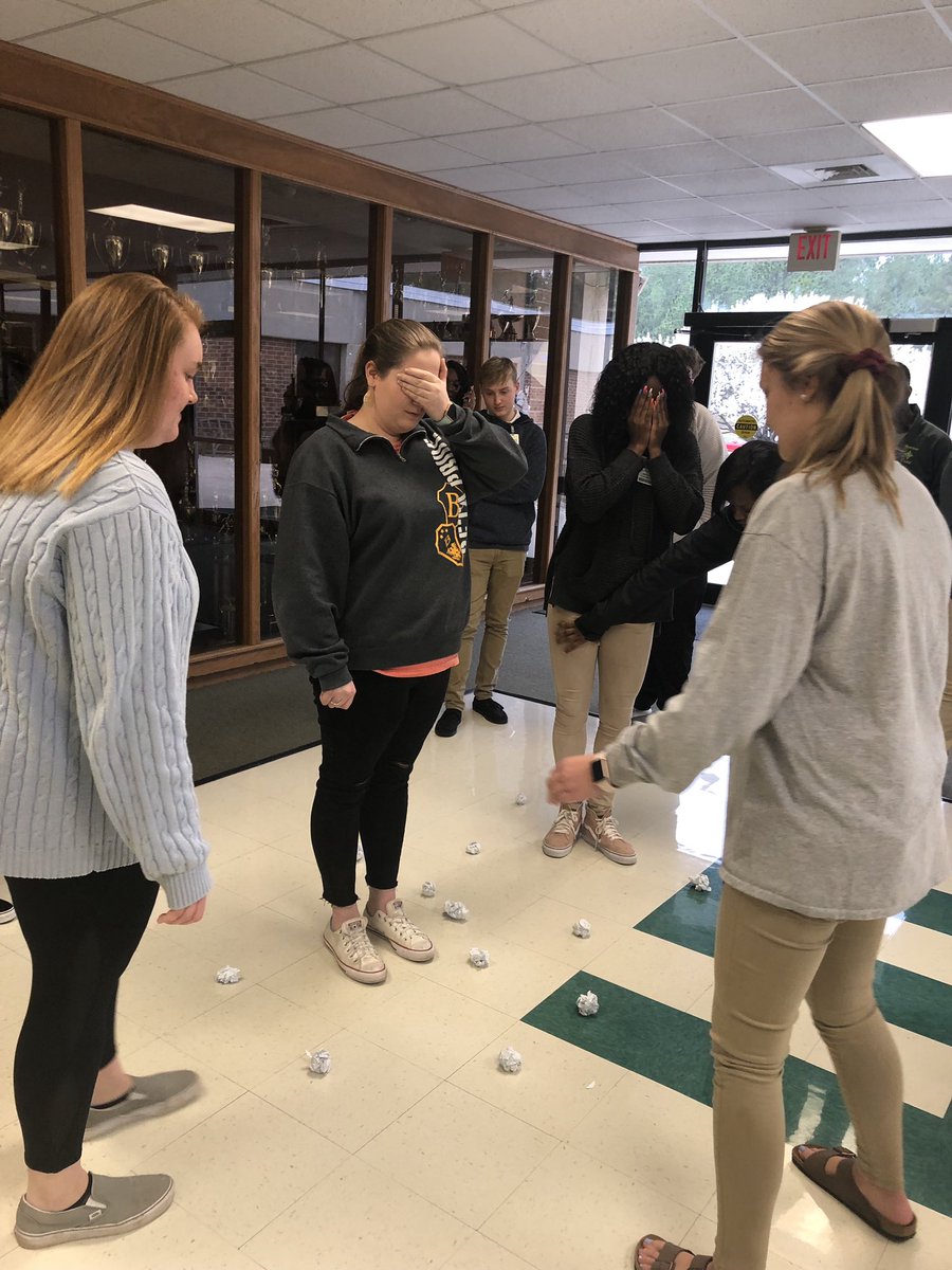 RSHSBeta's tweet photo. Just a few more pictures from our Leadership Session!!#FinishTheJobFriday #RSHSBeta #NationalBetaWeek @nationalbeta https://t.co/pGxN7r6aZC