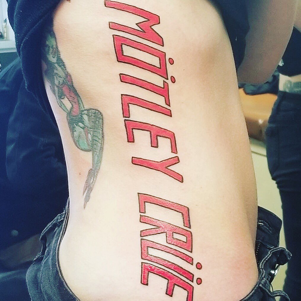 Michael Jackson Daughter Flashes Her Secret Mötley Crüe Tattoo  Metalhead  Zone