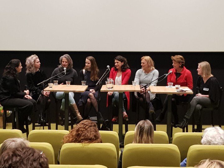 Vanavond organiseerde  ‘Vrouwen in de Raad Samen’ een waardevolle bijeenkomst in het kader van #InternationaleVrouwendag waar we met verschillende vrouwen spraken over onze heldinnen. Dank voor de inspirationele avond dames!
