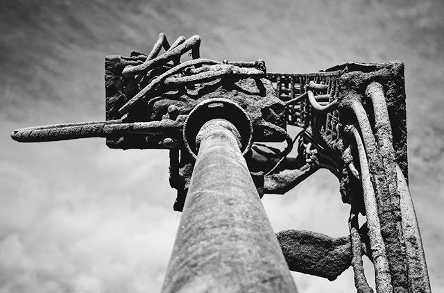leGordeau's tweet image. I like when machines start getting greasy!!! #boringmachine #foundations #workingsite #construction #blackandwhite #blackandwhitephotography #picoftheday #pictureoftheday #shotoniphone