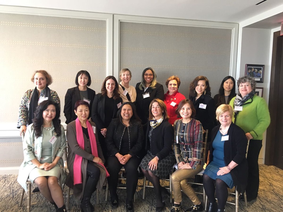 InTeahouse's tweet image. For #InternationalWomensDay Our founder, Xin Liu &amp;amp; our VP of Global Business Dev, Angela Mah, hosted a celebration to honor MA businesswoman &amp;amp; Lt. Governor Karyn Polito!