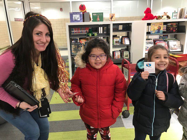 SkipwithLibrary's tweet image. We have had all kinds of fun celebrating Dr. Seuss&apos;s birthday this week!  Dress up days, scavenger hunts and gave over 100 books away! @hcpslib