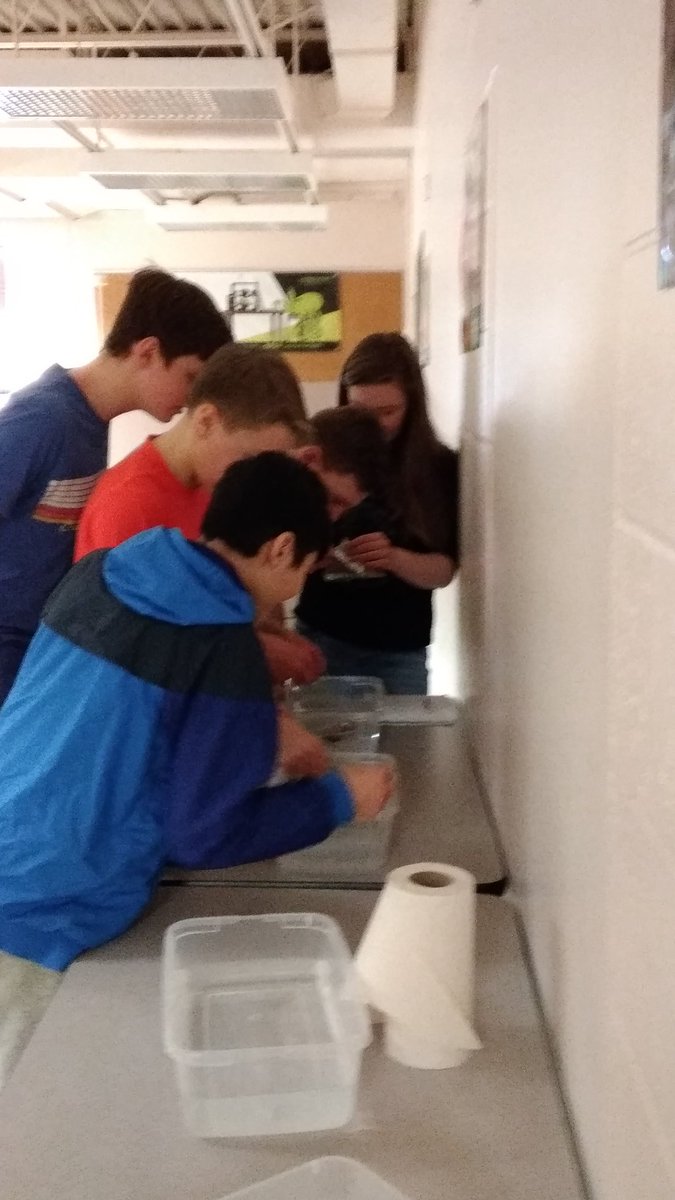 ChemLes's tweet photo. It was awesome hanging out with @johndagit engineers today at #spearfishms we got a boat to hold 104 pennies! #STEM I even had the glasses to make it offical https://t.co/uObxXNcInx