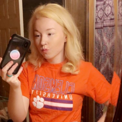 jaimeeholcomb's tweet photo. #NewProfilePic https://t.co/DX2pwnm5fq