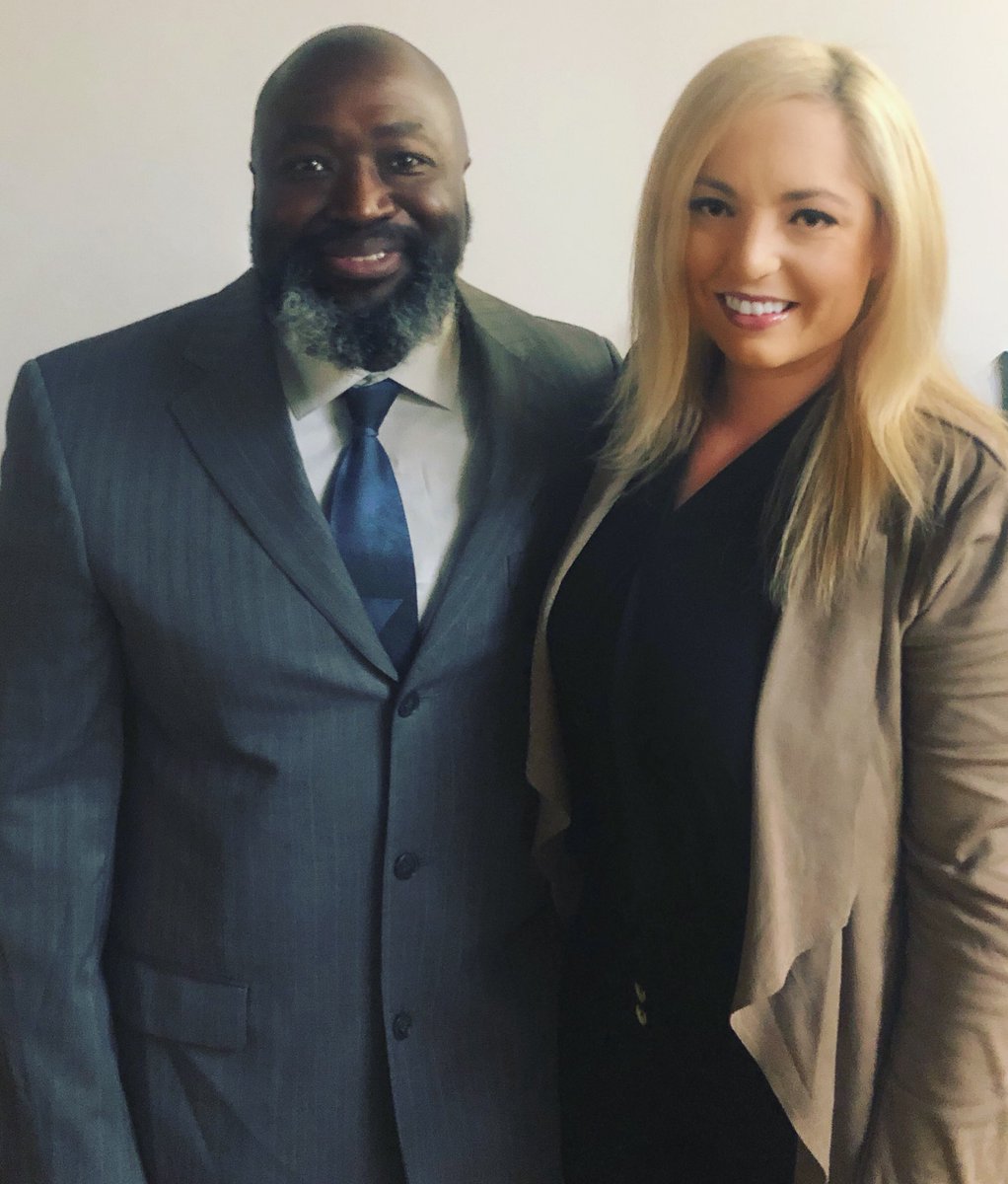 kelseyc00per's tweet image. Met #matthewcharles last night at @LifeLearningCtr and it was incredible. First man released from prison because of #firststepact. #CJReform #SecondChances